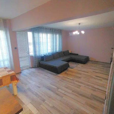 Beachside Center # 3 Varna